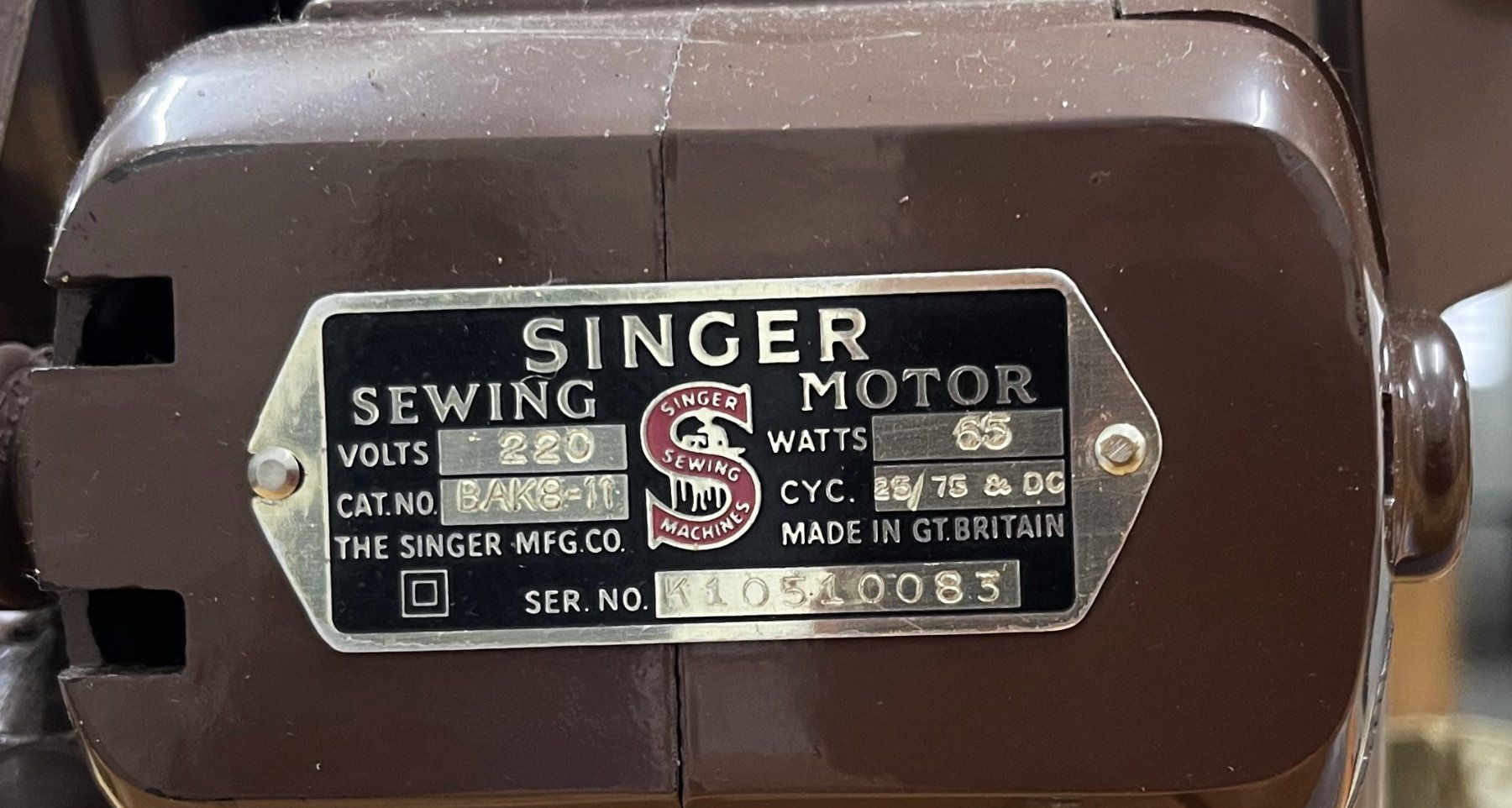 Singer Nähmaschinen: Vintage Singer 320K Nähmaschine – Gebraucht aus Oftringen von vuc_frq6 5