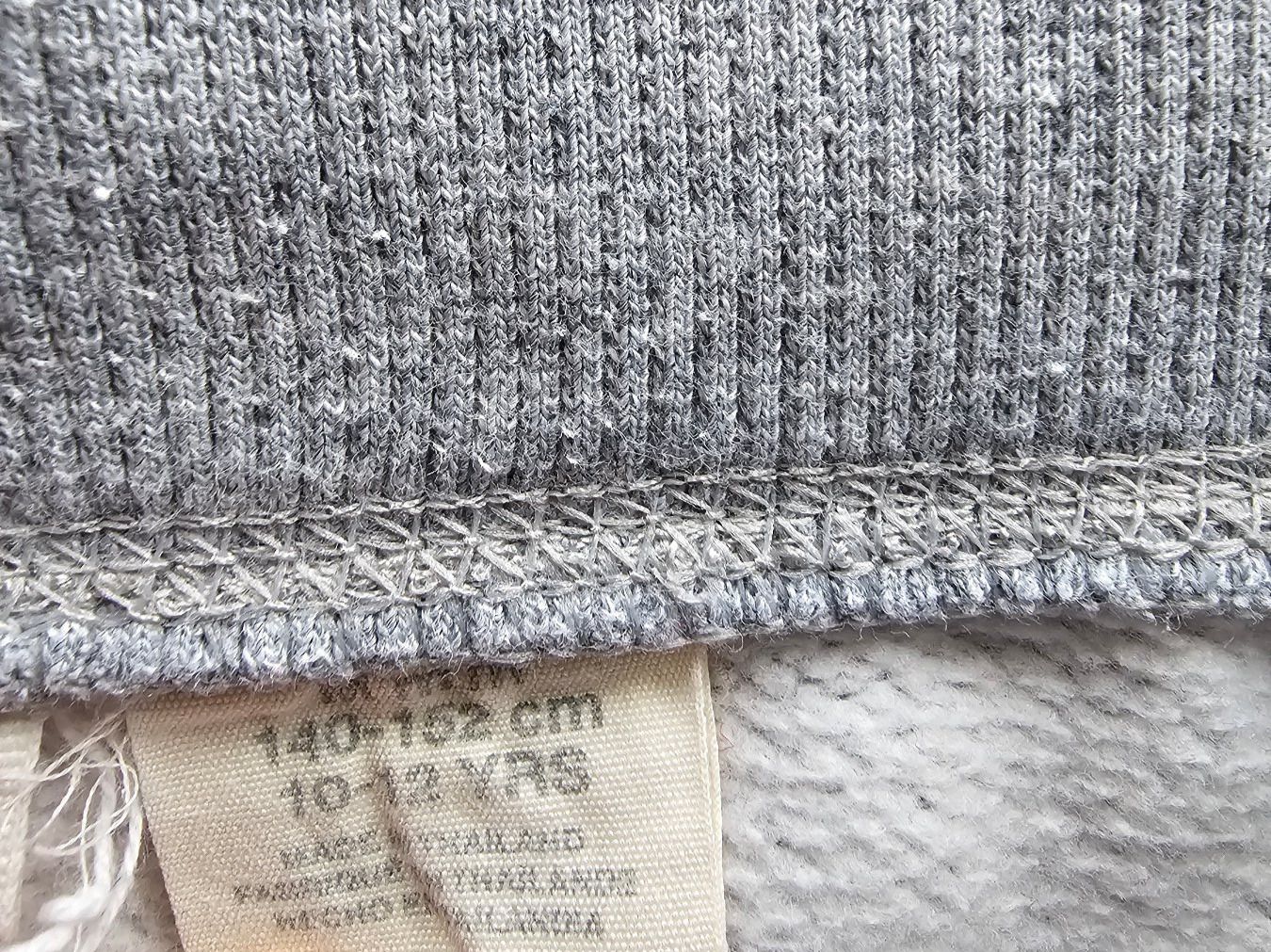 Converse Pantaloni: Converse Trainerhose Gr. 140 - 152 - neuwertig – Usato da Thalwil venduto da Beckhaem 3