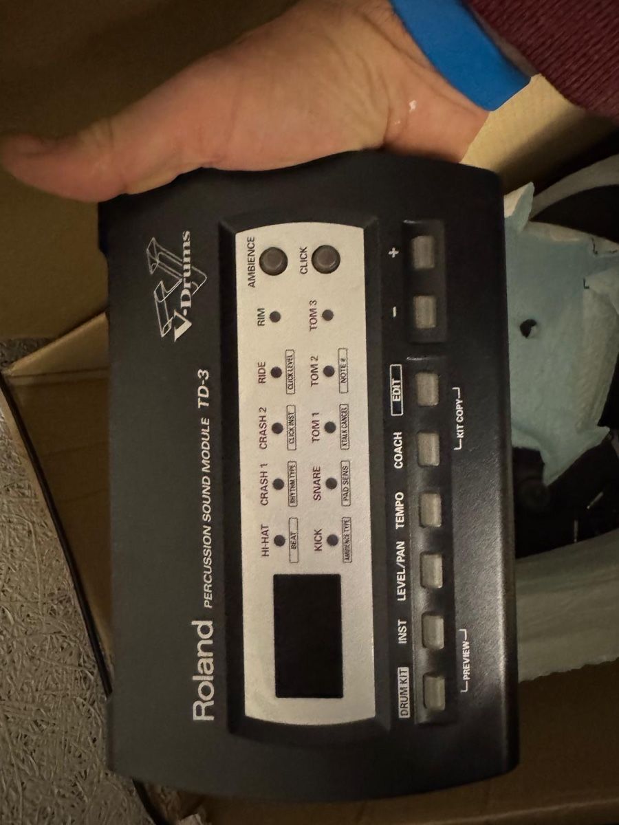 Roland Strumenti musicali: Roland V-Drums TD-3 Electronic Drum Set - Good Condition – Usato da Seuzach venduto da Tuccmeister 2