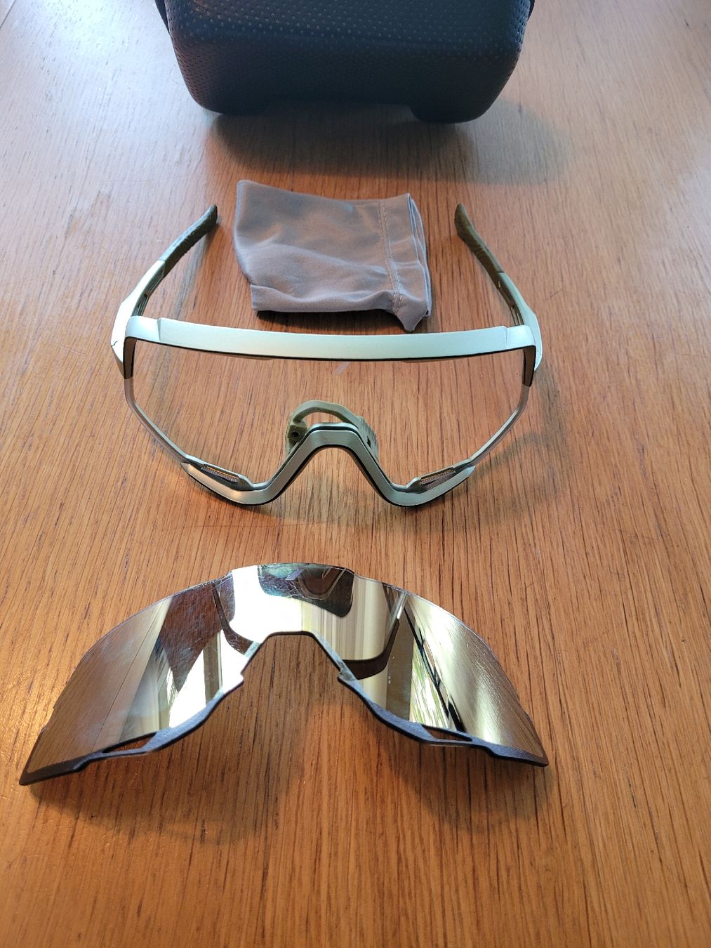 Occhiali & Lenti: 100% Sportbrille inkl. 2 Gläser – Usato da Birsfelden venduto da samurai99