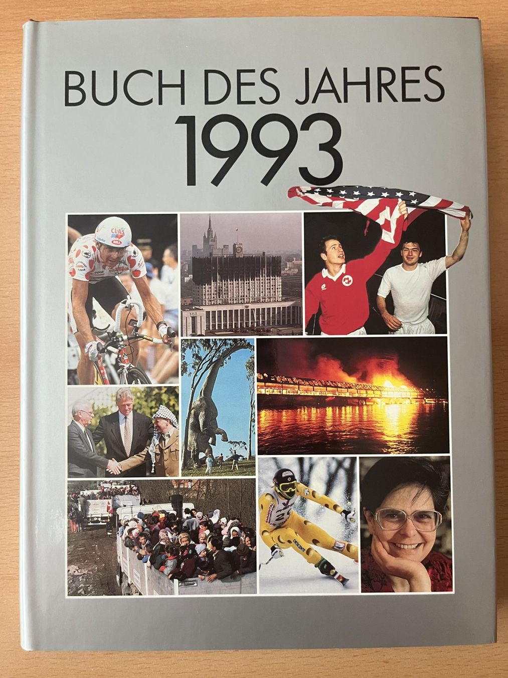 Libri: Buch des Jahres 1993 - Schweizer Illustrierte – Nuovo (secondo la descrizione) da Lausen venduto da Mondeo10628