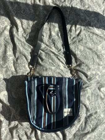 Handgefertigte Tasche aus afrikanischem Webstoff - Unikat