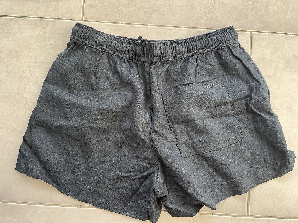 Roxy Pantalons: Shorts Roxy Gr. M – D'occasion à Thun par Dak5 1