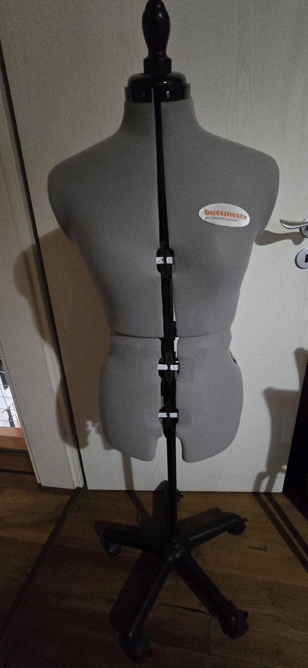 Equipement de magasin & Foires: Schneiderpuppe Buttinette – Neuf (Voir description) à Glarus par LiliSonjaM 1