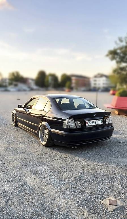 Tutti pezzi di ricambio auto: Luftfahrwerk inkl. Lufterzeugung BMW E46 – Usato da Buchs SG venduto da Ammo97 4