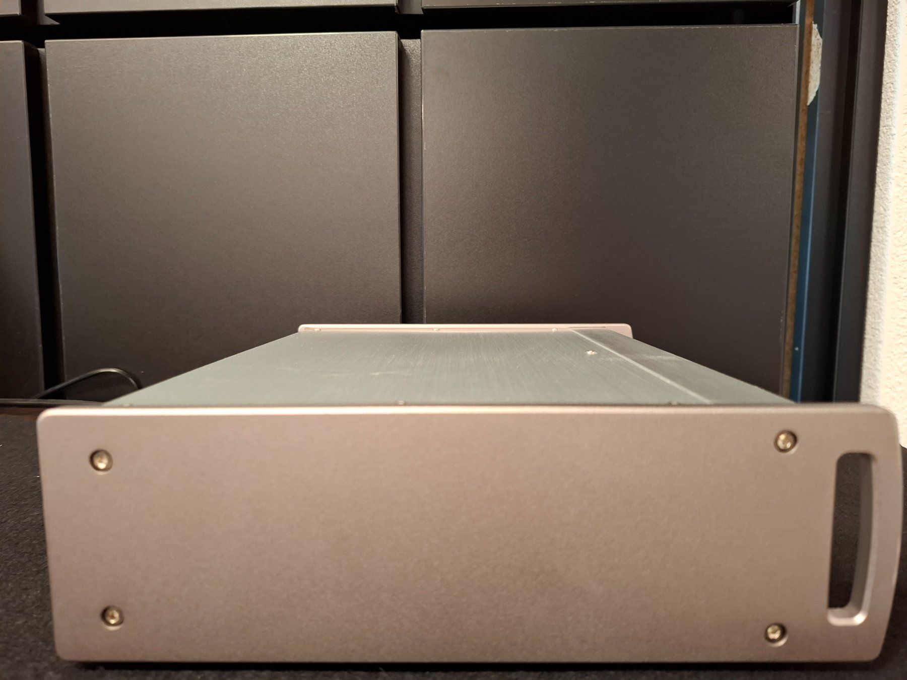 Teac Amplificatori: TEAC HA501 Kopfhörer Verstärker Silber – Usato da Kerzers venduto da Hubihifi 1