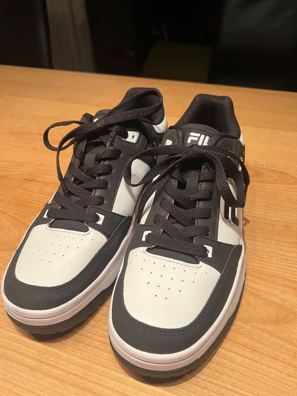 Fila Scarpe da uomo: FILA Sneaker weiss/schwarz Gr. 40 – Nuovo (secondo la descrizione) da Benglen venduto da Hubwig 1