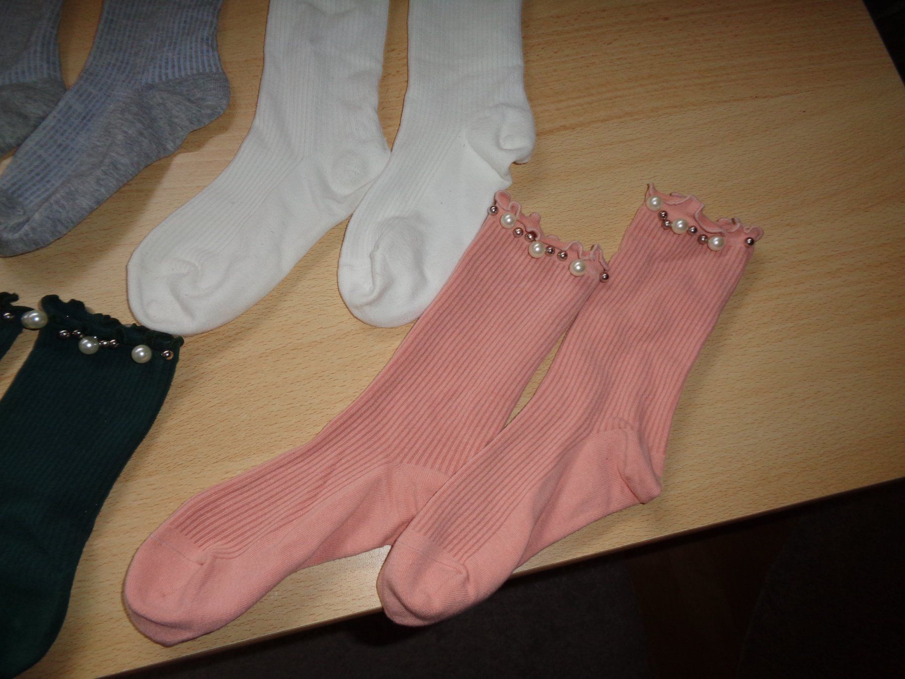 Calze: *** 6 Paar Socken mit Perlen *** – Usato da Othmarsingen venduto da Leuchtturmlady 4