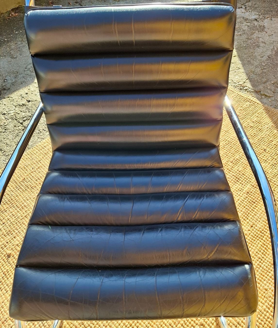 Poltrone: MR Sessel von Mies van der Rohe – Usato da Haslen AI venduto da Vintagelix 2