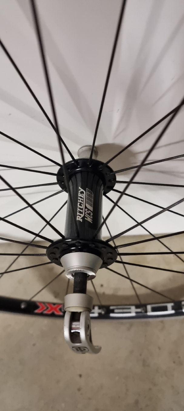 Ritchey Pezzi di ricambio: Ritchey WCS Vorderrad – Usato da Seon venduto da Stibinio 1