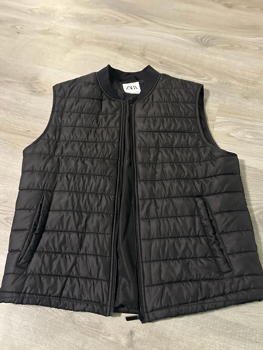 Zara Gilets & Westen: Zara Weste, schwarz, Grösse L – Gebraucht aus Zürich von kri_hy6t 1