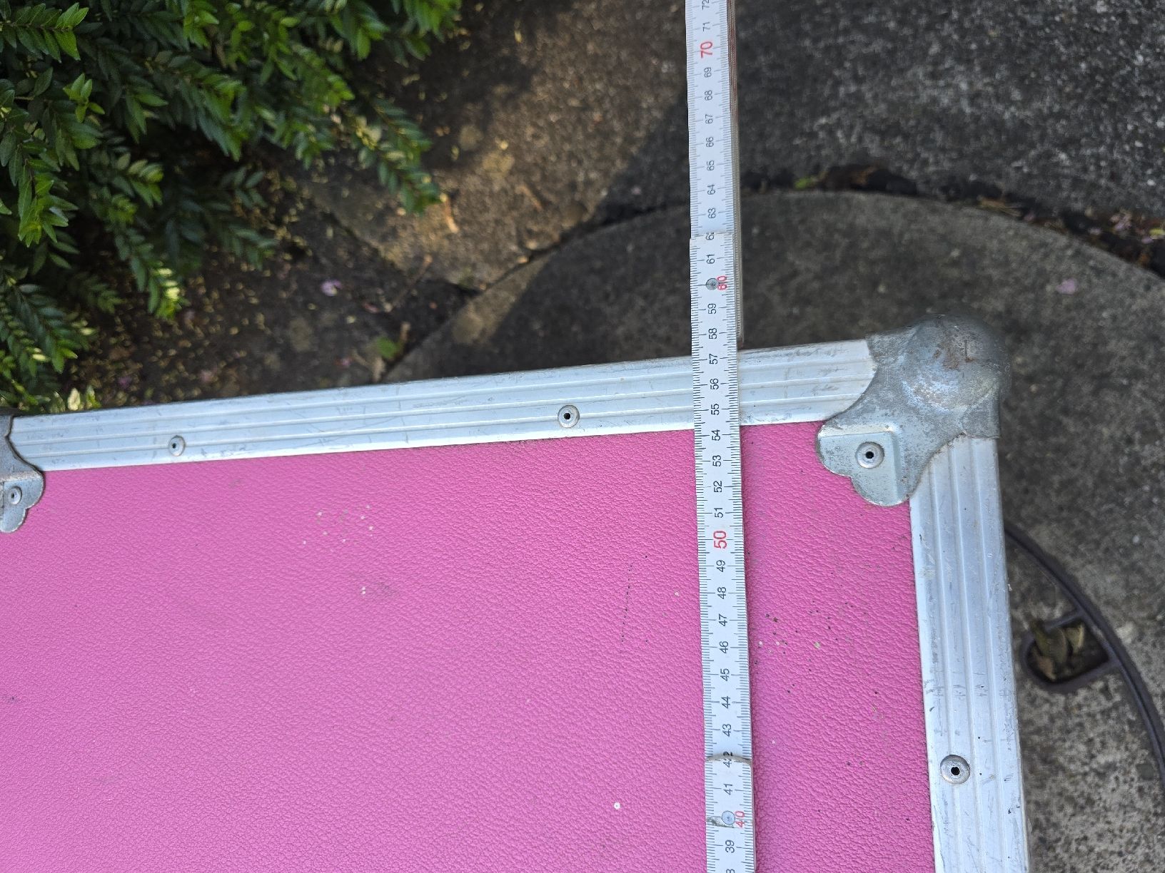Transportkisten: Pinke Flightcase, stabile Transportbox, 51x44x57cm – Gebraucht aus Uster von DuVaekkedeMig 7