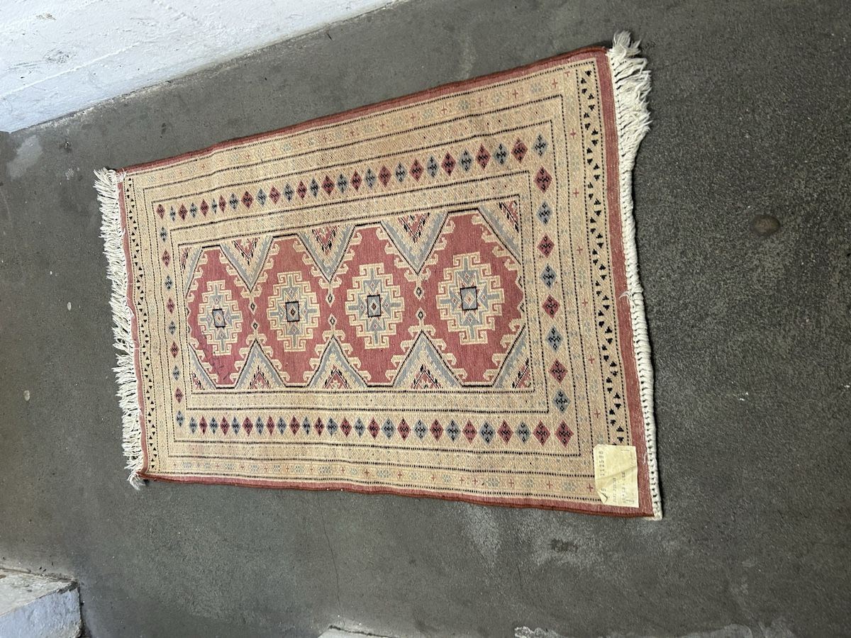 Tappeti: Teppich – Usato da Basel venduto da Krisztina.na 1