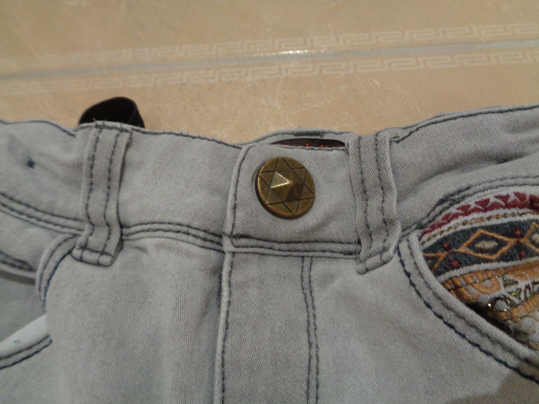 Hosen: Catimini superweiche Jeans, 7J 122 – Gebraucht aus Klingnau von Markus14 1