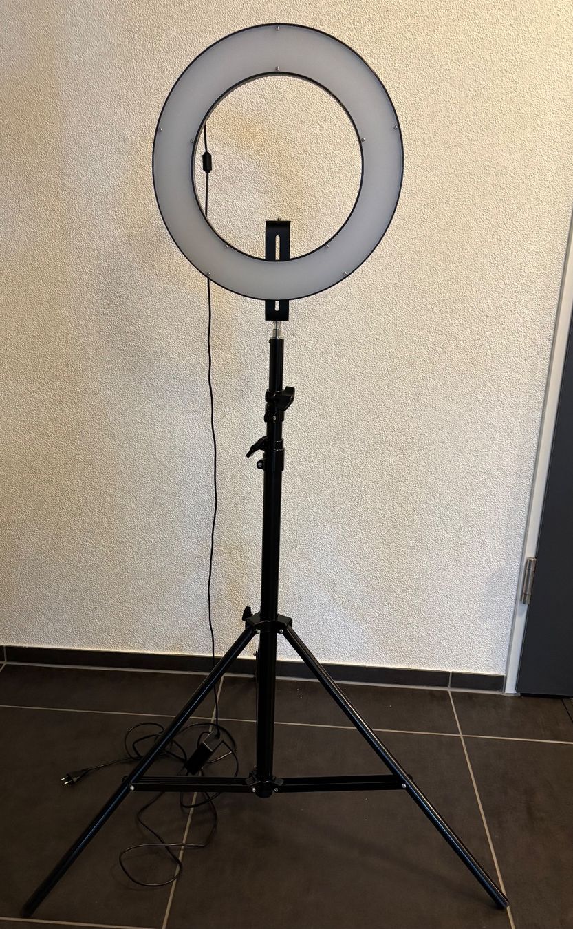 Lampade: Walimex pro Ringlicht – Usato da Olten venduto da len_y9n7
