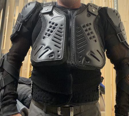 Schutzkleidung Motorrad schwarz Grösse L/XL guter Zustand
