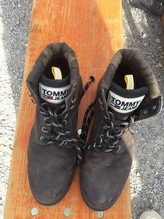 Scarpe da uomo: Tommy Jeans Schuhe – Usato da St. Gallen venduto da Lilie70