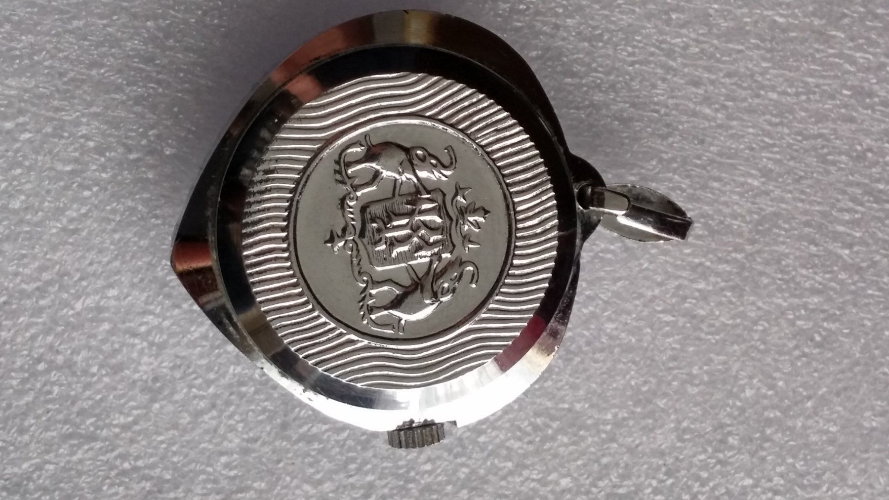 Orologi: Elide Anhänger Uhr mit Elefanten – Difettoso da Zürich venduto da sendbad 3