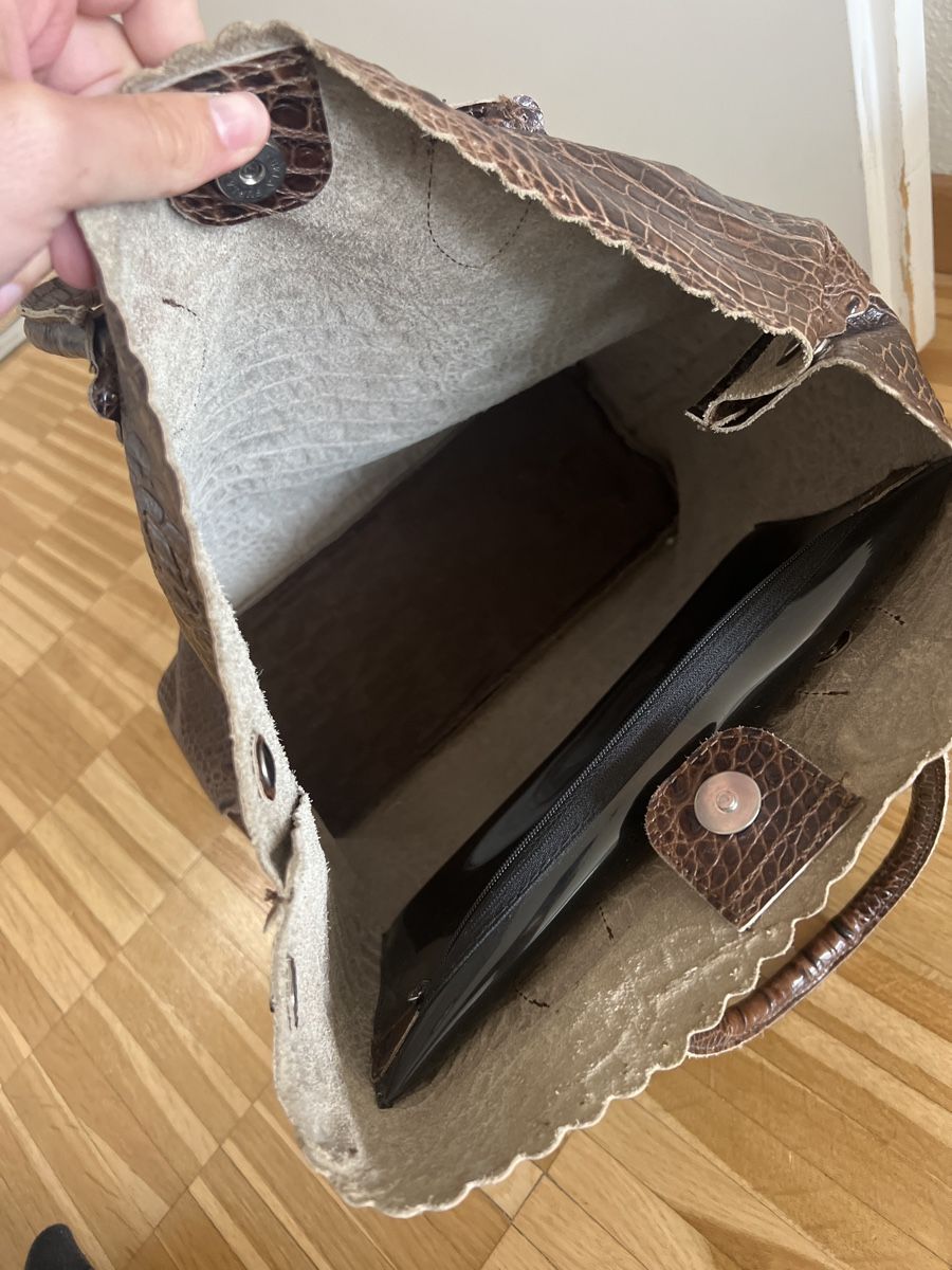 Furla Borse da donna: Furla Brown Croc Embossed Leather Tote – Usato da Zürich venduto da ralph__ 7