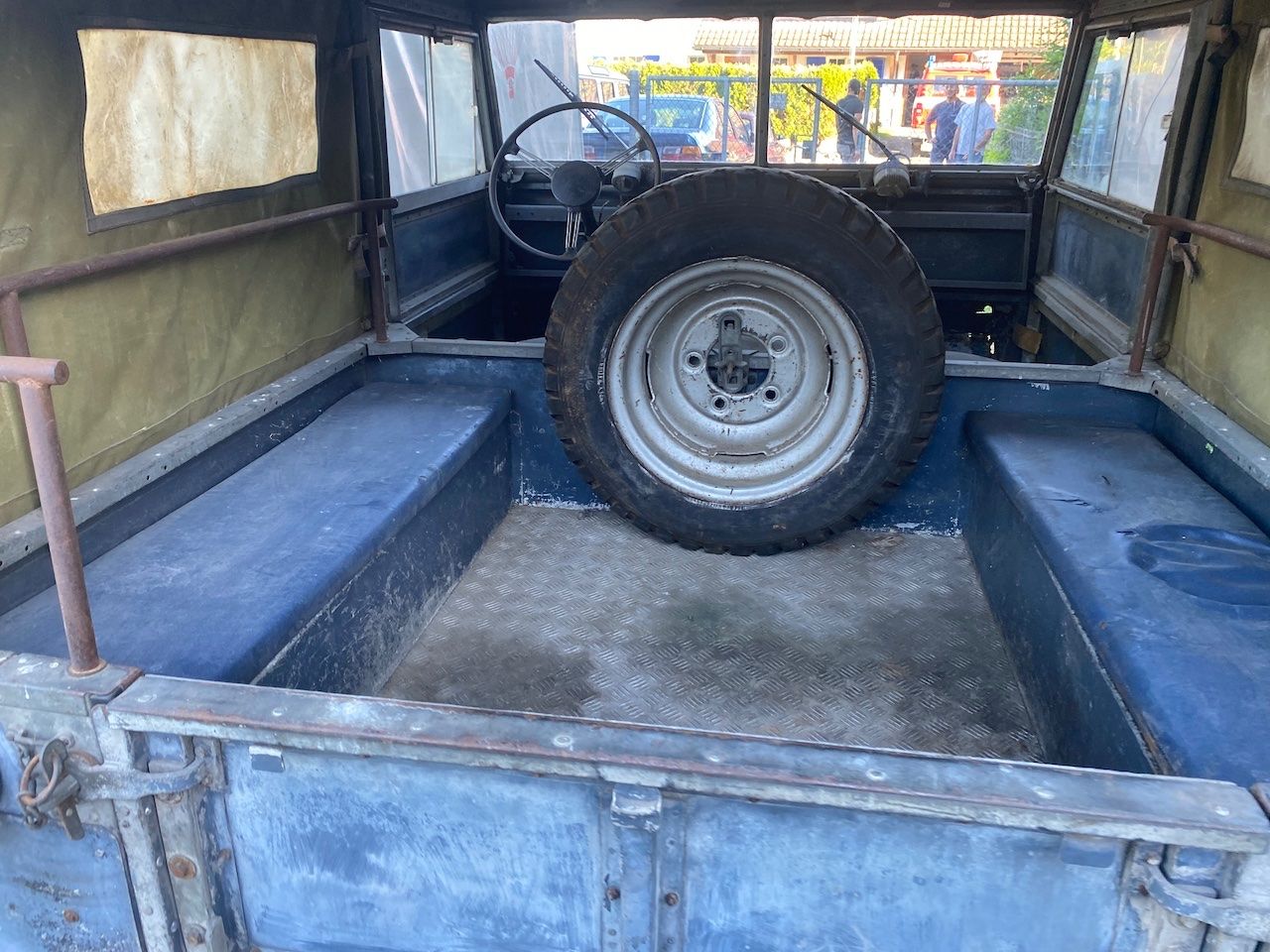 Land Rover Automobili: Land Rover Serie 1 86" – Difettoso da Sirnach venduto da MaechlerAutomobile 3