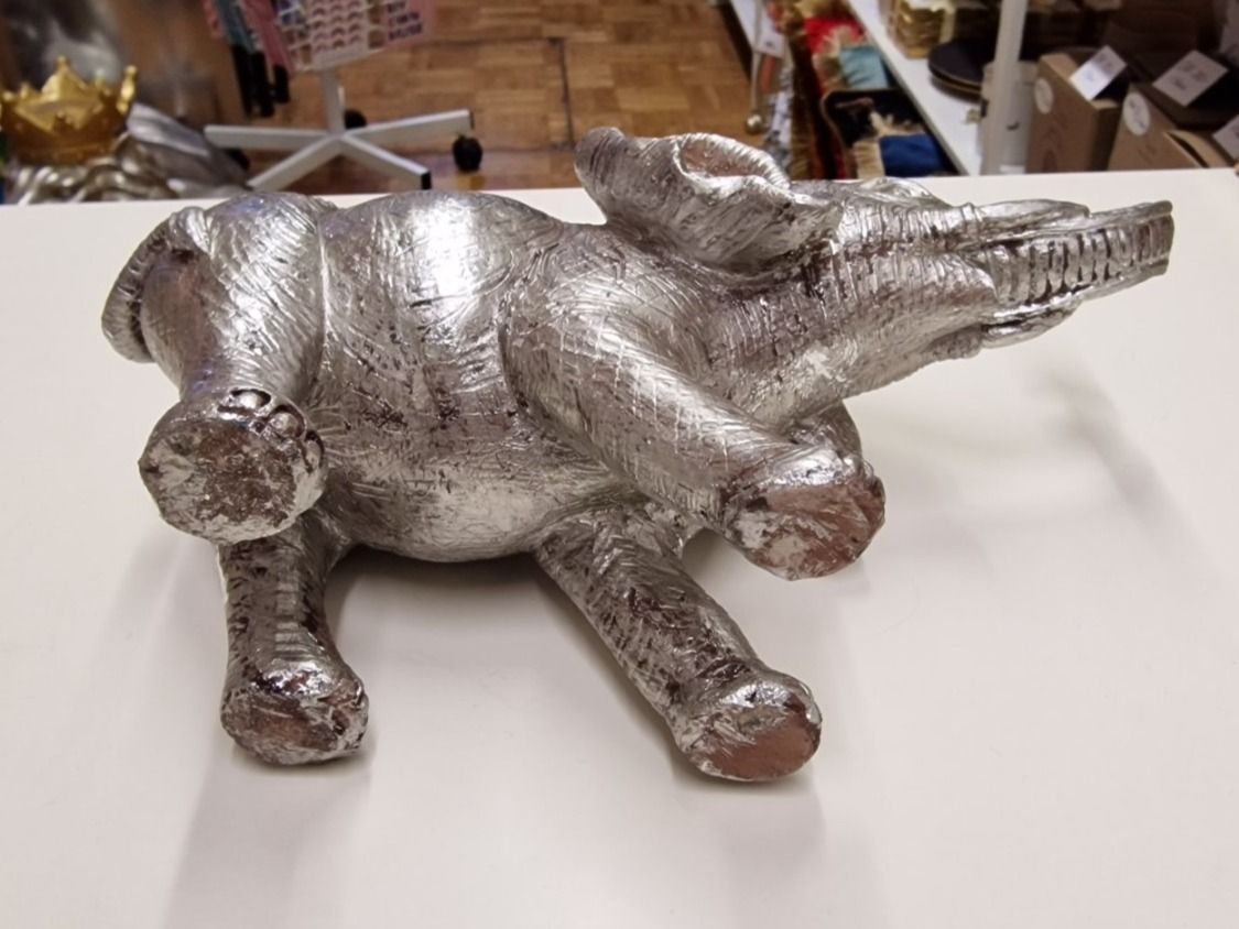 Statuette: Deko Elefant Silber Optik – Nuovo e nell'imballaggio originale da Schaffhausen venduto da AtelierPudesco 4