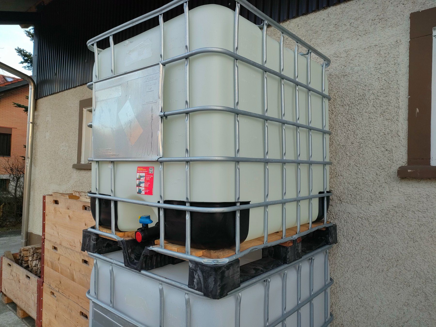 Abreuvoirs & Auges: Ibc Regenwassertank – D'occasion à Zuckenriet par baro05