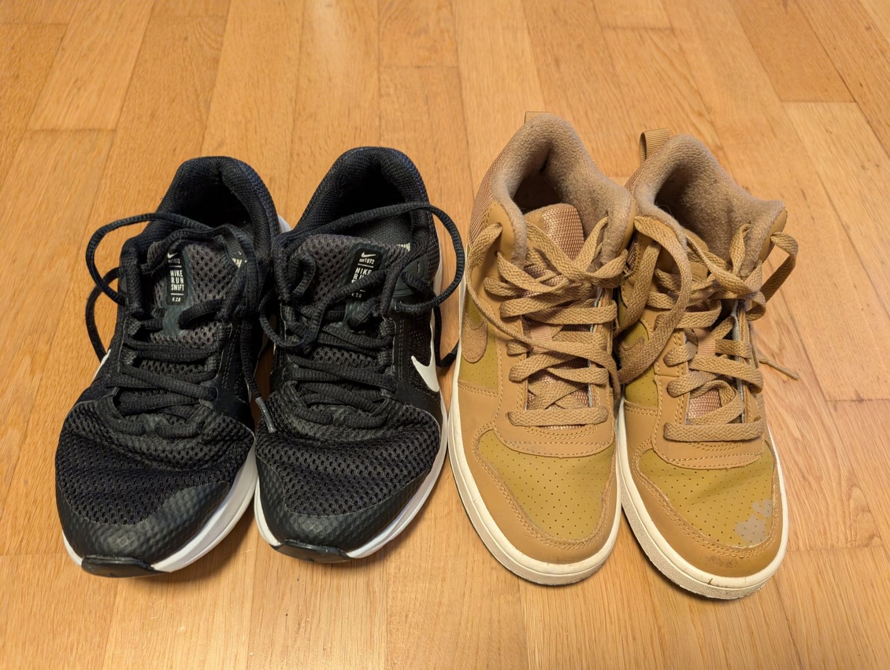 Nike Scarpe per ragazzi: 2x Turnschuhe Nike Grösse 36.5 – Usato da Ehrendingen venduto da tdz1980