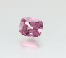 Natürlicher Spinell 1.52 ct mit AIGS-Zertifikat
