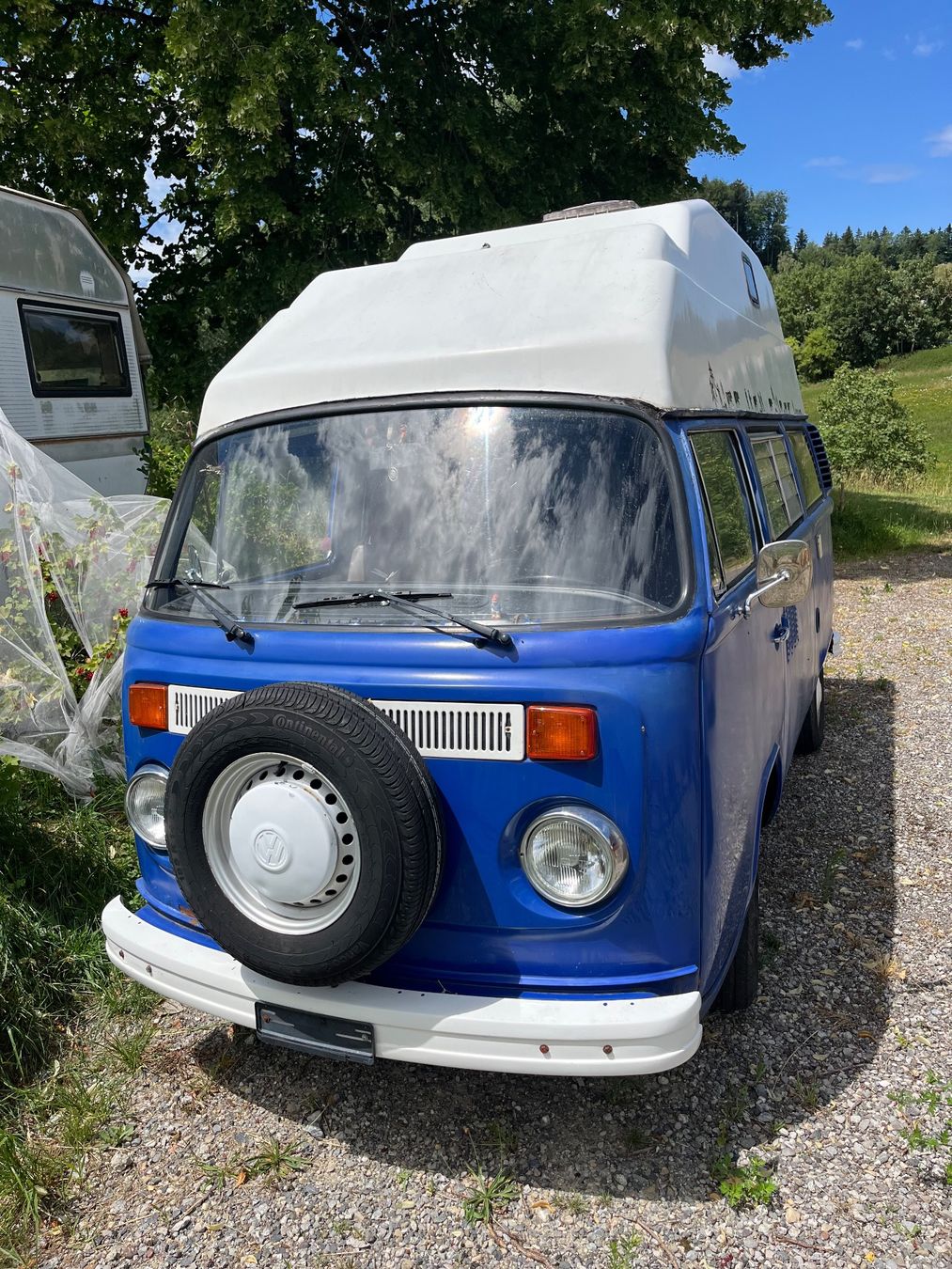 VW Veicoli da campeggio: VW Bus T2 – Usato da Engelburg venduto da samu08