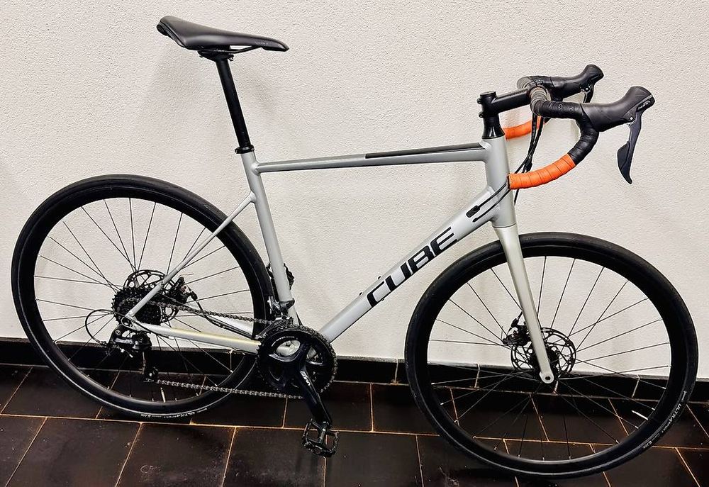 Biciclette: Neues Cube Rennvelo Gr. 58 – Usato da Arlesheim venduto da nic_nc2t