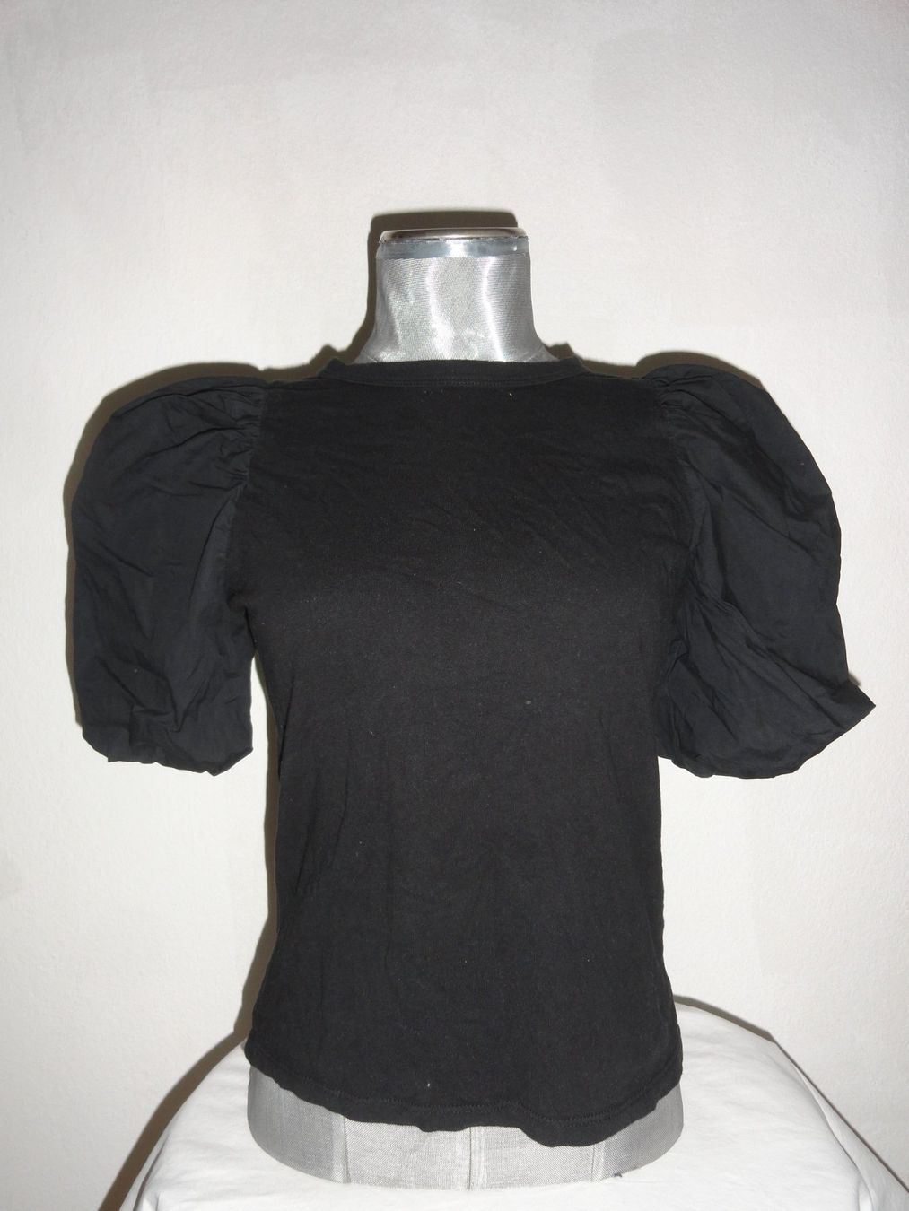 H&M T-shirt: T-Shirt T S – Usato da Gampelen venduto da Mari60