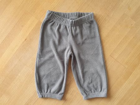 Trainerhose der Grösse 80