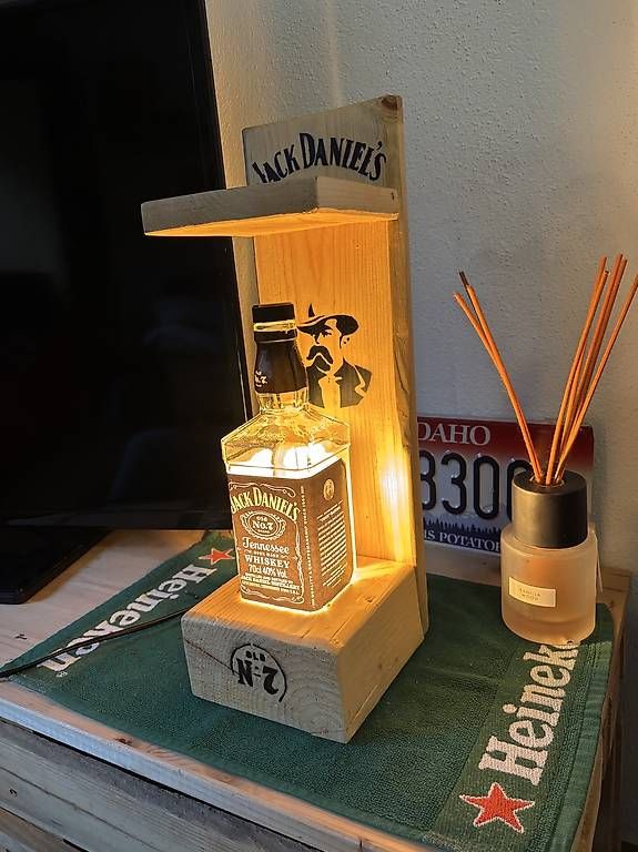 Spirituosen: Jack daniel s bottle lamp – Gebraucht aus S. Antonino von raffosuisse 2