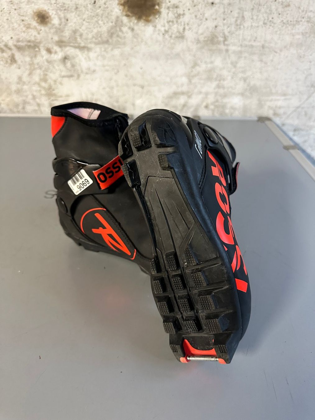 Rossignol Scarpe per ragazzi: Rossignol Kinder Langlauf Schuhe Gr. 35 – Usato da Emmenbrücke venduto da karkarkar 2