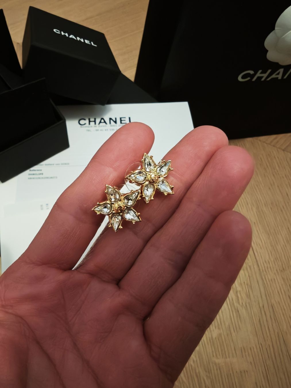 Chanel Ohrringe & -stecker: CHANEL Ohrstecker by MATTHIEU BLAZY FS 2026 – Neu (gemäss Beschreibung) aus Erlenbach ZH von nlh 1