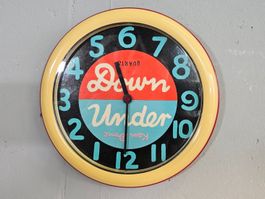 Vintage Clock Down Under by Ken Done Wanduhr, Hong Kong