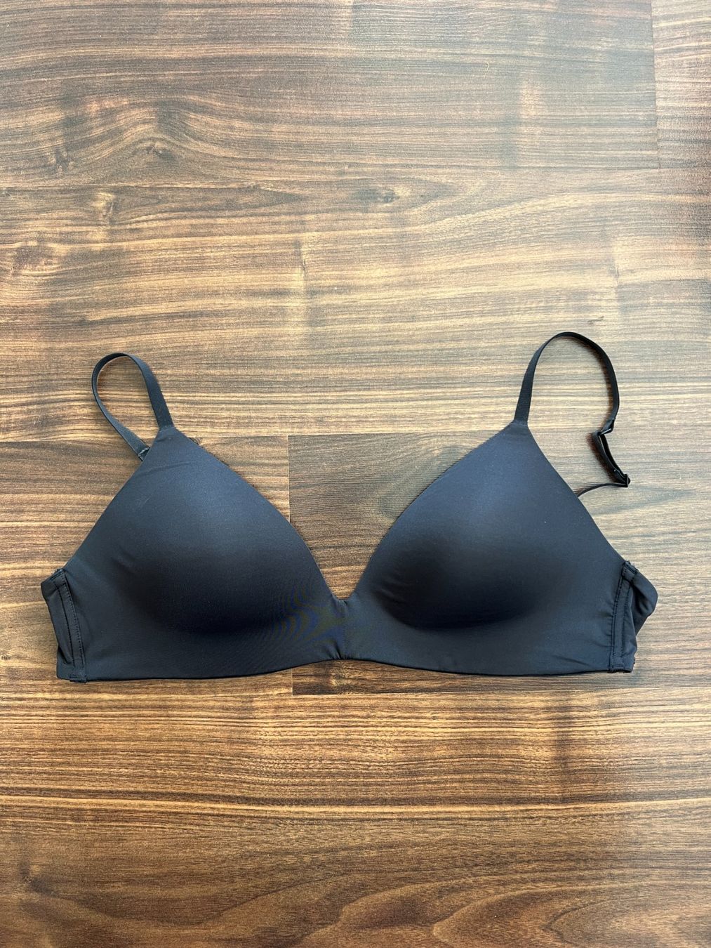 Skims Autres dessous: schwarzer SKIMS BH, Size 36C – D'occasion à Muri b. Bern par michellew23