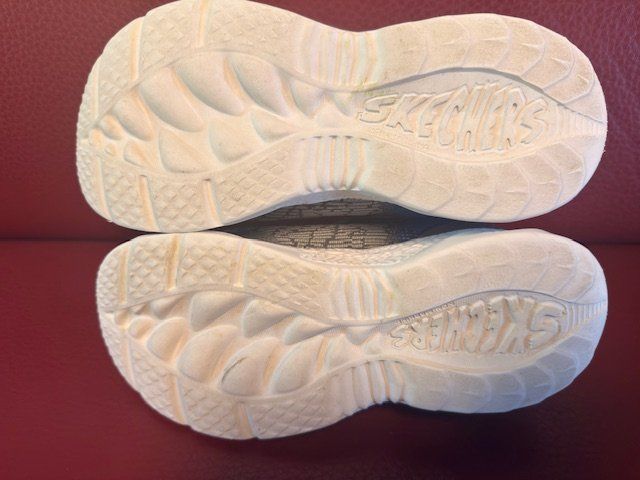 Skechers Scarpe per ragazzi: Skechers Gr. 35 – Usato da Lömmenschwil venduto da classico01 2
