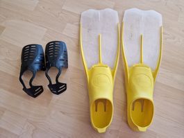 Schnorchelflossen Mares Gr. 38–39 (5–6) + Flossenhalter