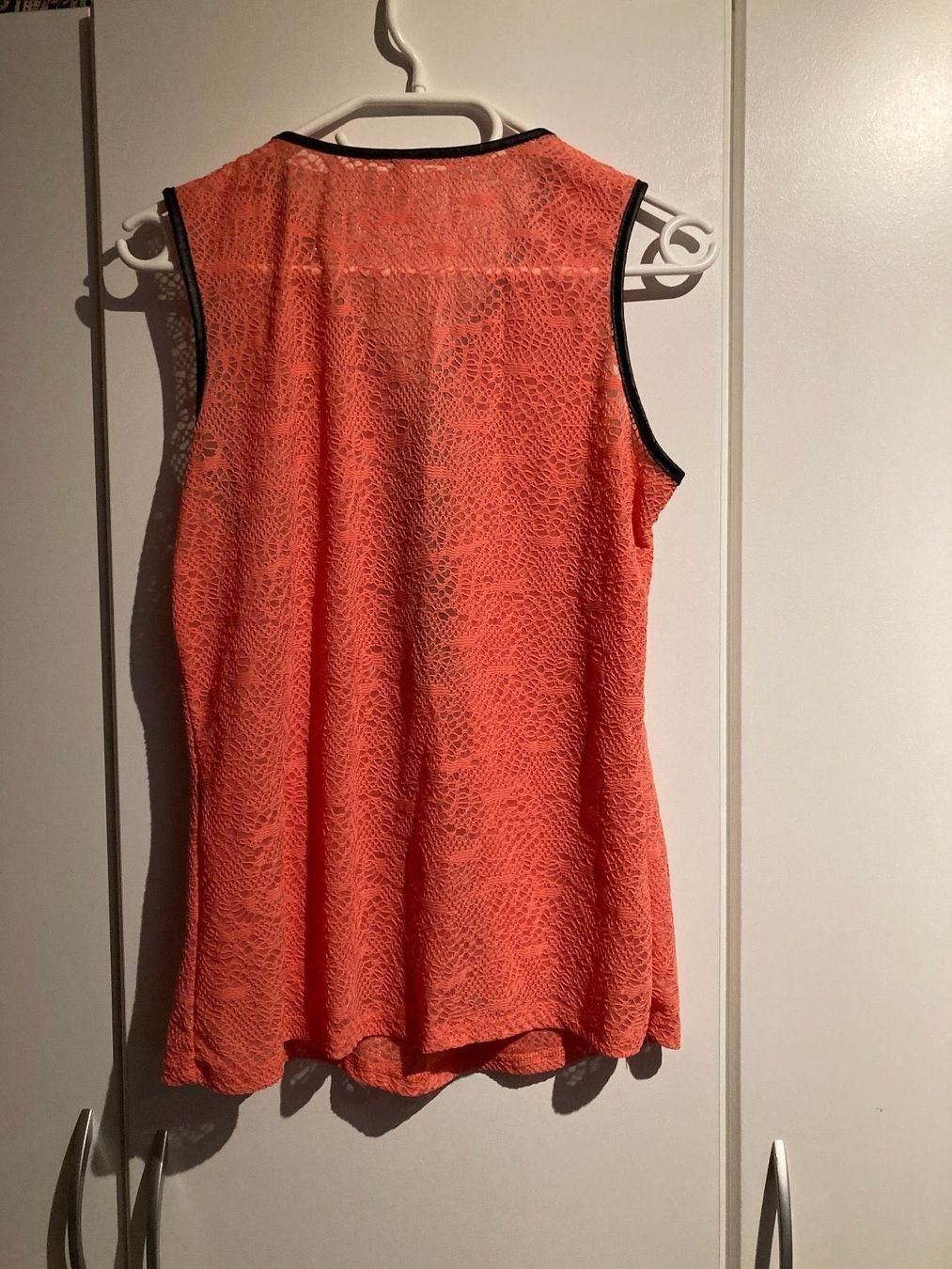 Top: Süsses Top in orange Gr. M – Usato da Thun venduto da Vans_98 1