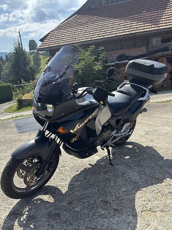 Touring: Honda Varadero 1000 – D'occasion à Buchen BE par wva_7slf 1