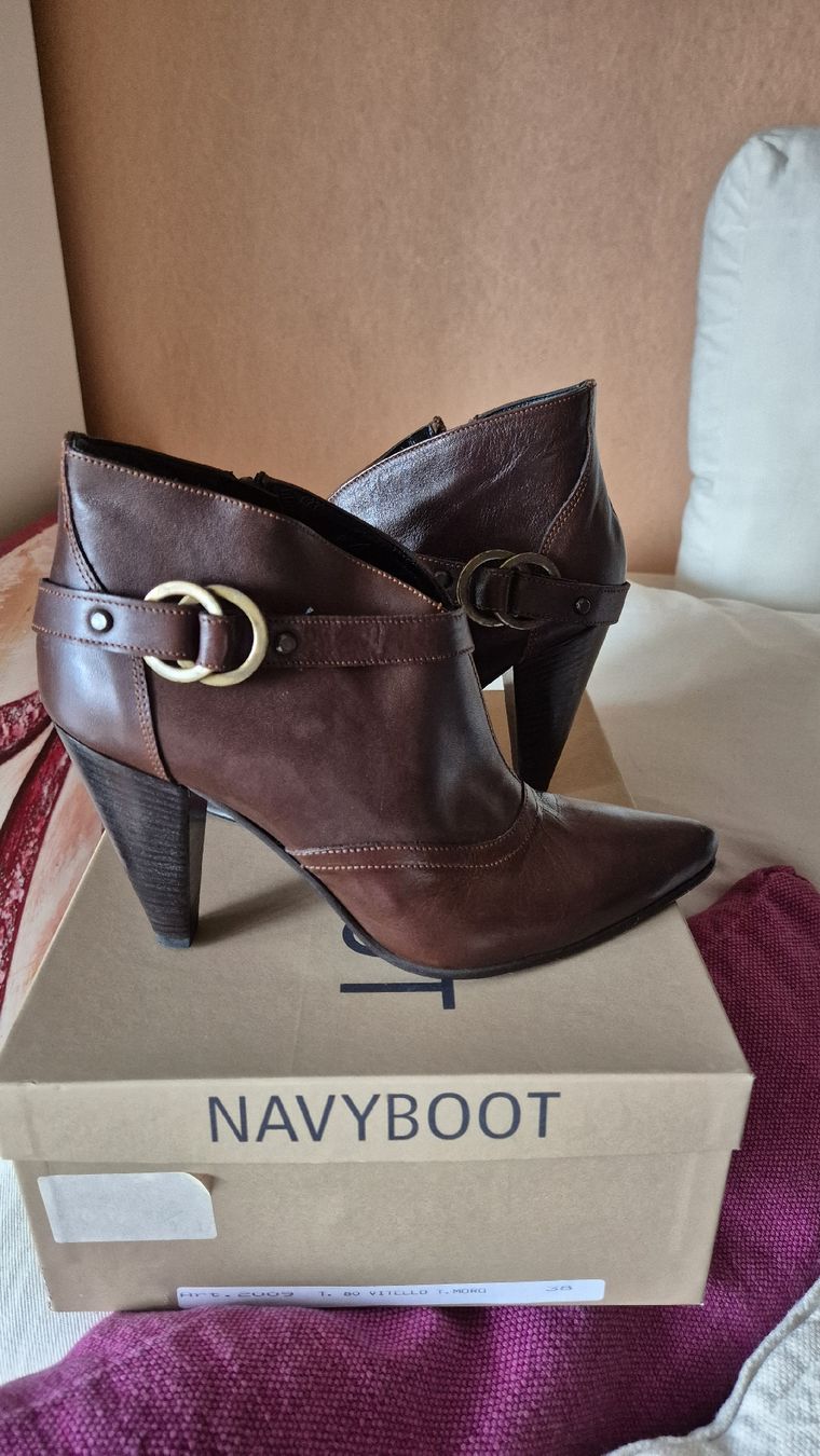Navyboot Scarpe da donna: boots Navyboot – Nuovo (secondo la descrizione) da Rolle venduto da pat_n5p5