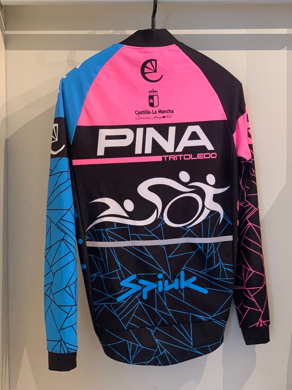 Jacken: Warme Softshell Velojacke "Spiuk" – Gebraucht aus Zürich von TinTina 1