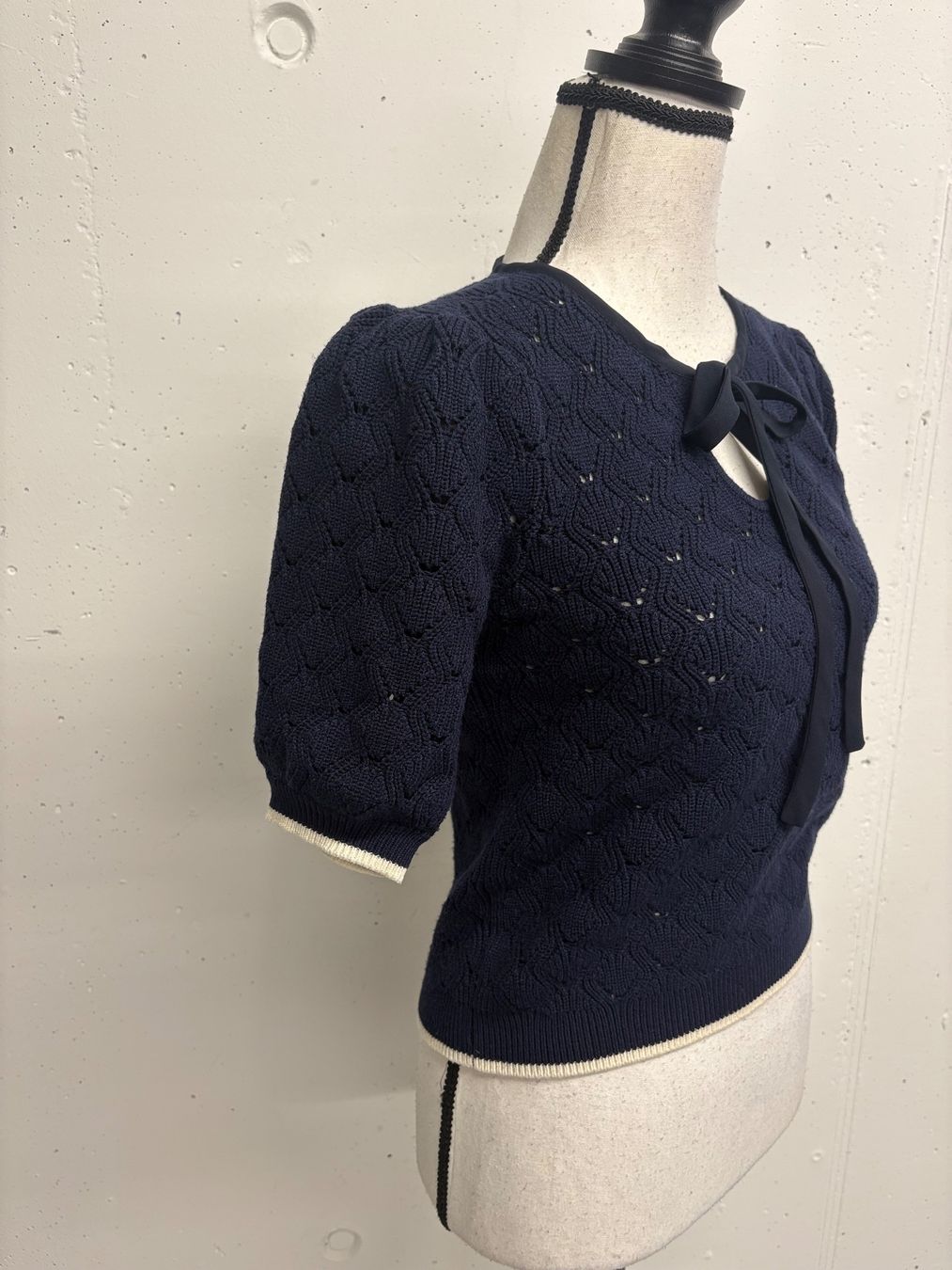 Twinset Maglioni & Felpe: Twinset Strickpullover Shirt blau Gr. S Kurzarm – Nuovo (secondo la descrizione) da Regensdorf venduto da secondchancefashion 2