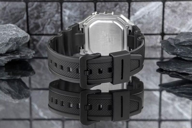Casio Orologi: 2 Casio Uhren , fast neu ! – Usato da Spreitenbach venduto da Bellevue007 2