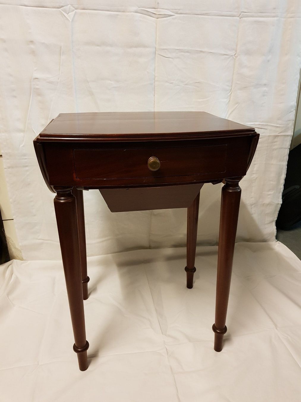 Tavoli: Petite Table bord rabattable ancienne d'époque – Usato da Biel/Bienne venduto da eros1959