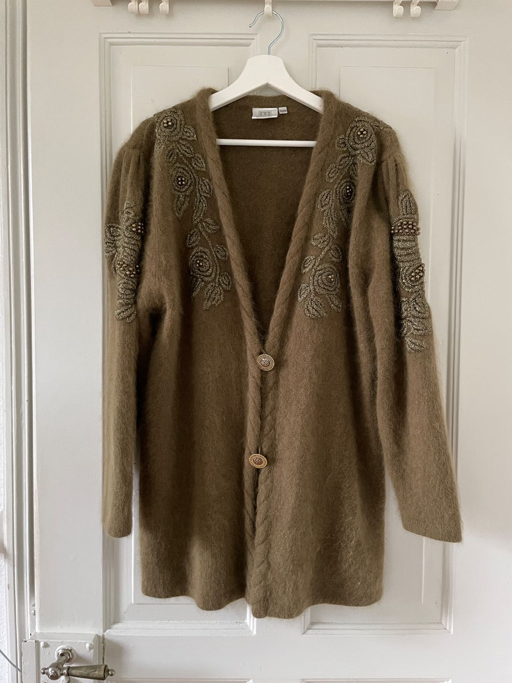 Giacche: Angora Cardigan – Usato da Bern venduto da Corinn_na