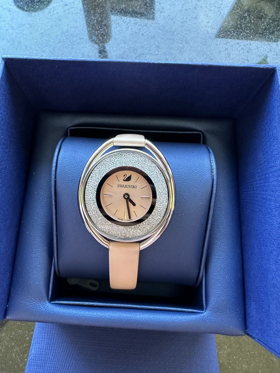 Swarovski Orologi: Swarovski Crystalline Oval Uhr – Nuovo (secondo la descrizione) da Bern venduto da Shininglove