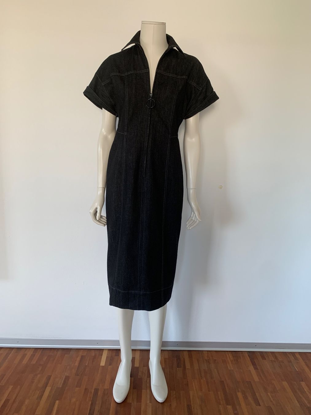 Akris Vestiti: AKRIS - Neu/ungetragen - Top aktuelles cooles Denim-Kleid 36 – Nuovo (secondo la descrizione) da Luzern venduto da designluzern