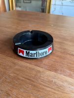 Cendrier vintage Marlboro noir